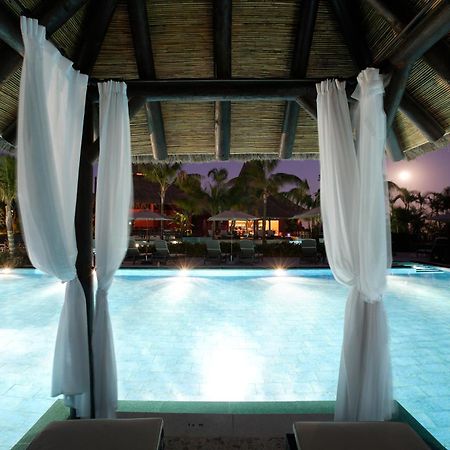 Asia Gardens Hotel & Thai Spa, A Royal Hideaway Hotel Finestrat Facilidades foto The pool at the Hard Rock Hotel