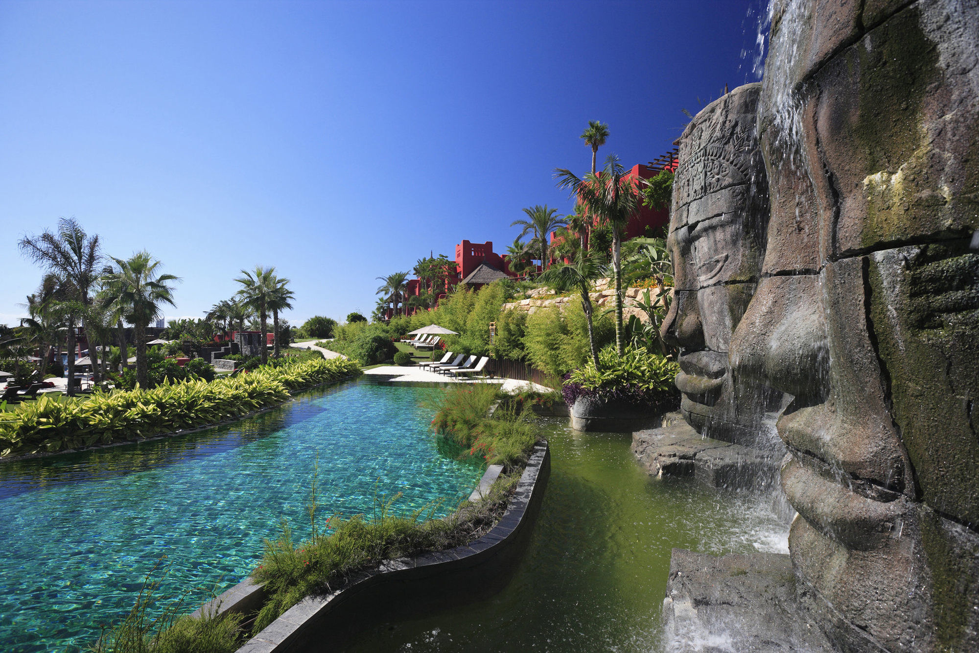 Asia Gardens Hotel & Thai Spa, A Royal Hideaway Hotel Finestrat Facilidades foto The pool at the Hard Rock Hotel