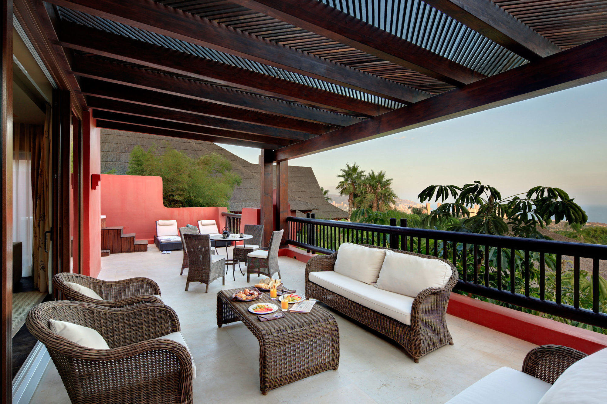 Asia Gardens Hotel & Thai Spa, A Royal Hideaway Hotel Finestrat Exterior foto The Royal Mirage Hotel