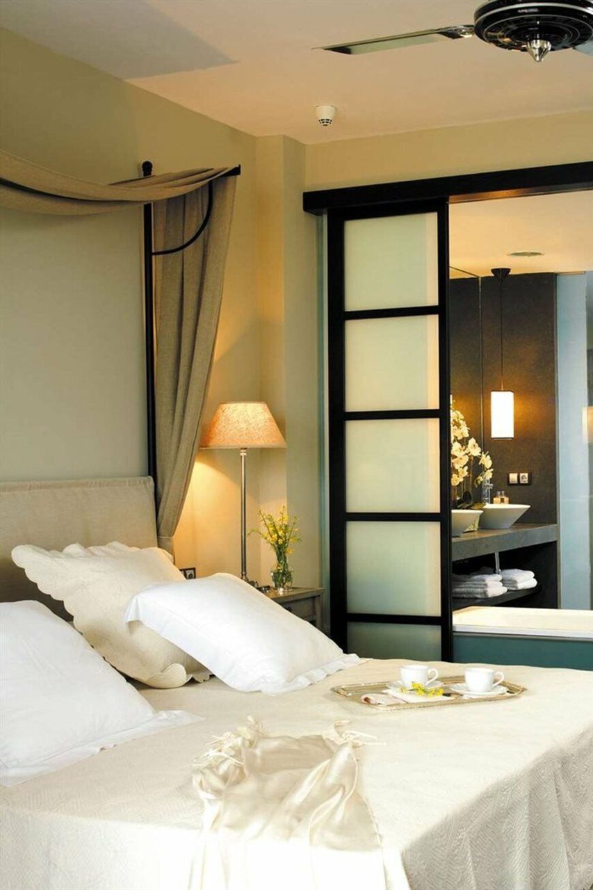 Asia Gardens Hotel & Thai Spa, A Royal Hideaway Hotel Finestrat Exterior foto A room at the Mandarin Oriental, Munich